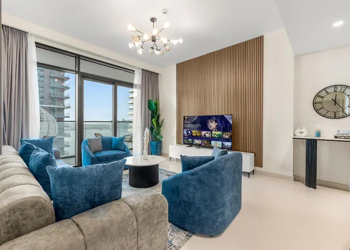 Beachfront Bliss In Marina Vista New & Cozy