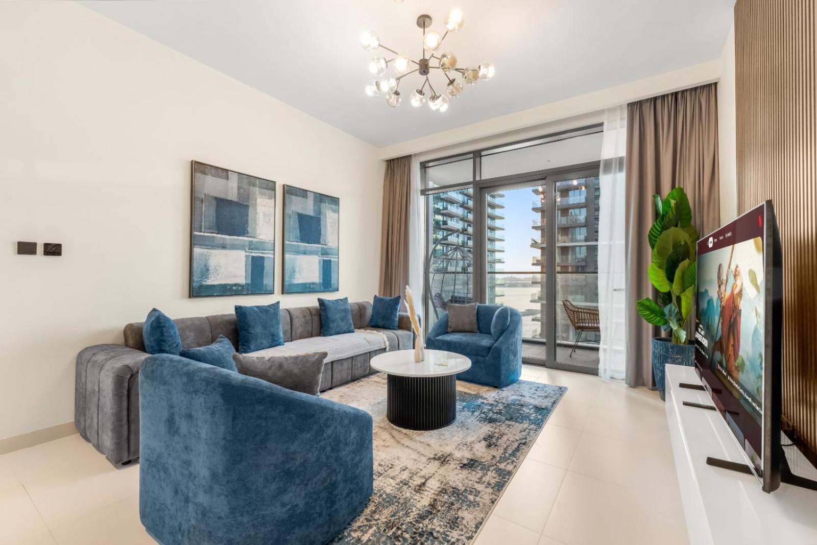 Beachfront Bliss In Marina Vista New & Cozy